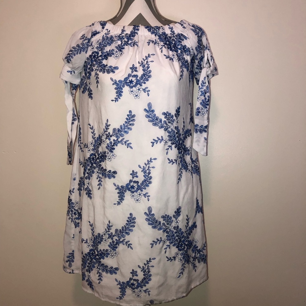 White and blue dress Size Small